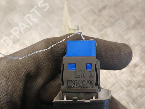 Warning switch PEUGEOT 208 I (CA_, CC_) 1.6 HDi | BP37452027I22 - Image 3