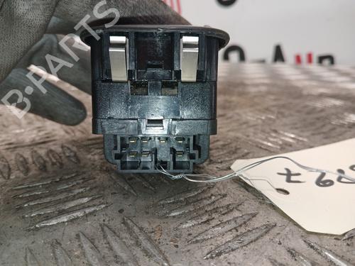 Left front window switch PEUGEOT 206 SW (2E/K) 1.6 HDi 110 | BP39702443I27 - Image 2