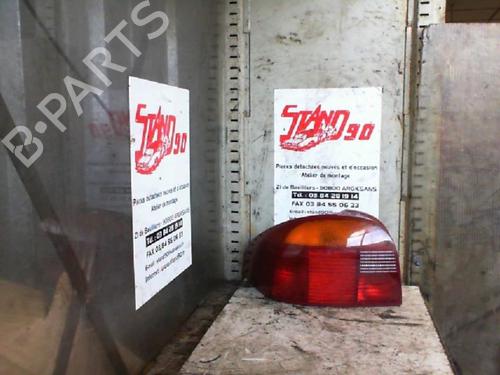 Fanale posteriore sinistro Fanale posteriore sinistro FORD MONDEO I (GBP) [1993-1996] 37350024 37350024