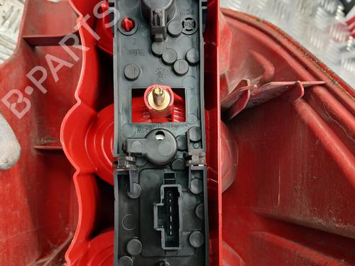 Left taillight PEUGEOT 1007 (KM_) 1.4 | BP37482617C34 - Image 3