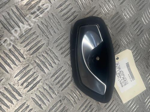 Used Front left interior door handle Front left interior door handle 38081470 38081470