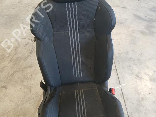 Right front seat RENAULT MEGANE IV Hatchback (B9A/M/N_) | BP37366751C16 - Image 3