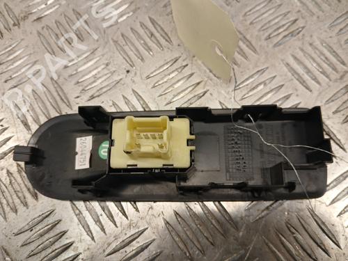 Used Right front window switch Right front window switch 37372938 37372938