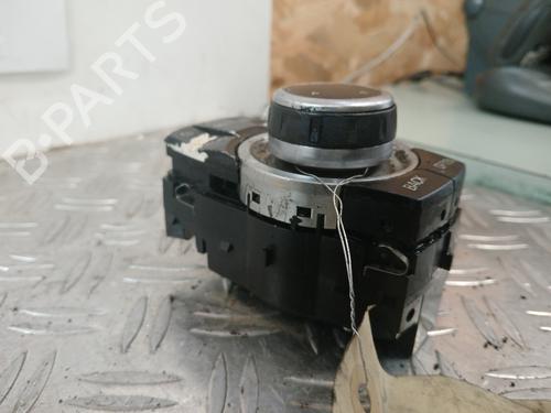 Switch BMW 1 (E81) 123 d | BP37364536I30 - Image 4