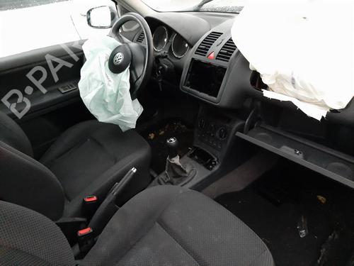 VW POLO (6N2)    4806027