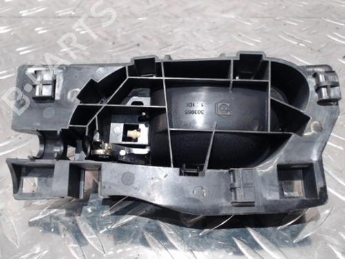 Used Front right interior door handle Front right interior door handle 37356464 37356464
