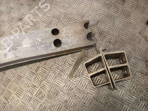 Used Rear bumper reinforcement Rear bumper reinforcement 37746613 37746613