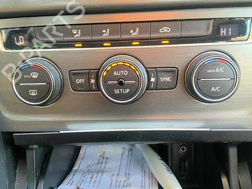 Used Climate control Climate control VW GOLF VII (5G1, BQ1, BE1, BE2) 1.6 TDI (105 hp) 38927392 38927392