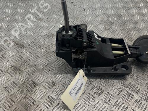 Used Gear lever Gear lever PEUGEOT 208 I (CA_, CC_) 1.6 HDi / BlueHDi 75 (75 hp) 39552028 39552028