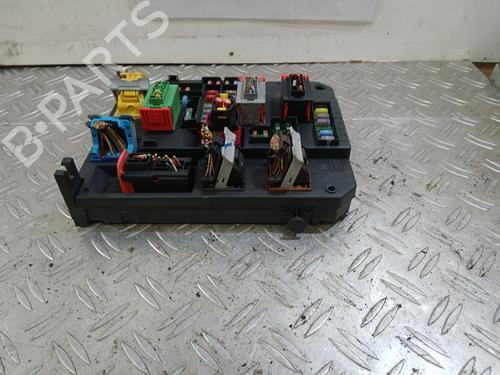 Fuse box CITROËN C4 II (NC_) 2.0 HDi / BlueHDi 150 | BP37364464E1 - Image 4