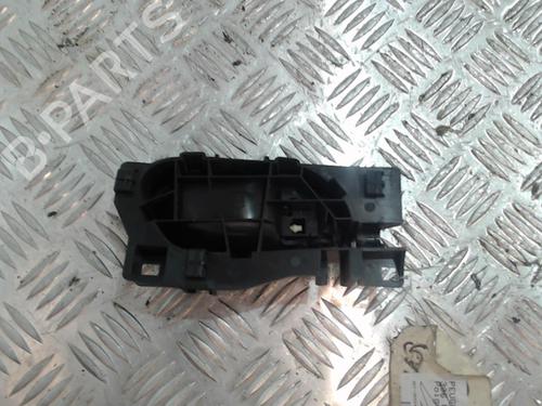 Used Front left interior door handle Front left interior door handle 37353182 37353182