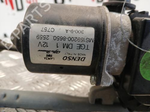 front-wiper-motor-fiat-500-312_-2007-37370529 main image