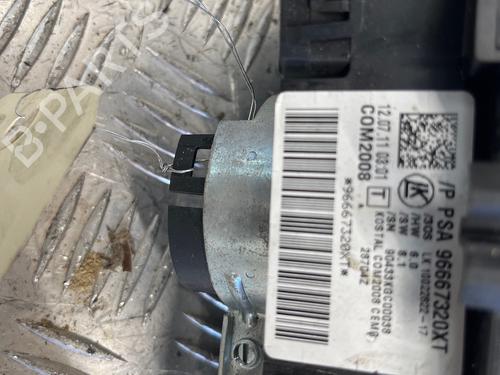steering-column-stalk-peugeot-3008-i-mpv-0u_-2009-2010-2011-2012-2013-2014-2015-2016-2017-37373900 main image