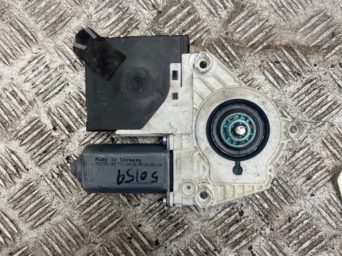 Left front window motor VW PASSAT B6 (3C2) 1.4 TSI | BP37360573E21 - Image 3