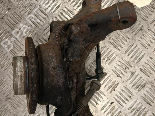 Used Left front steering knuckle Left front steering knuckle RENAULT CAPTUR I (J5_, H5_) 1.5 dCi 110 (110 hp) 40602664 40602664