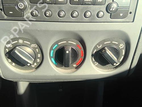 AC Styreenhet / Manøvreringsenhet AC Styreenhet / Manøvreringsenhet CITROËN BERLINGO / BERLINGO FIRST MPV (MF_, GJK_, GFK_) 1.6 16V (MFNFU) (109 hp) 39729796 39729796