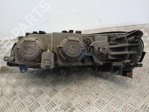 Lyskaster høyre Lyskaster høyre VOLVO S60 I (384) 2.4 T (200 hp) 39702489 39702489