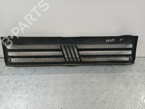 Used Grille Grille 37365346 37365346