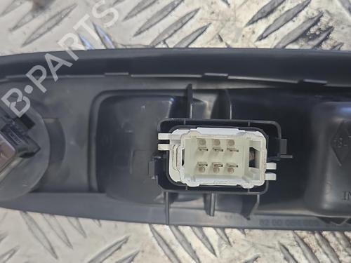 Used Right front window switch Right front window switch 37374800 37374800