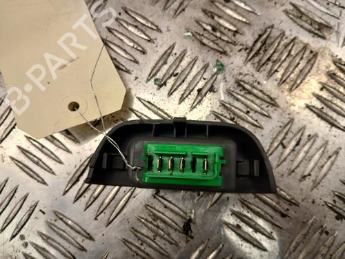 right-front-window-switch-peugeot-107-pm_-pn_-2005-2006-2007-2008-2009-2010-2011-2012-2013-2014-2015-2016-37364021 main image