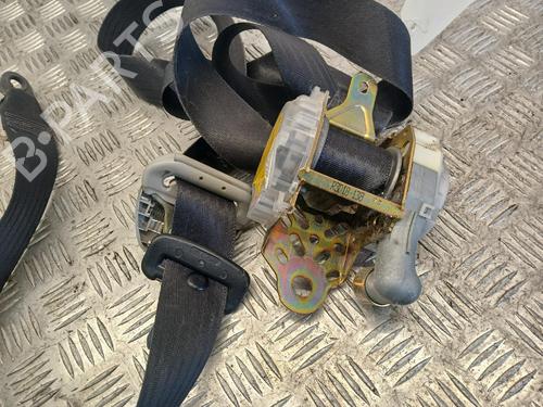 front-left-seatbelt-toyota-corolla-verso-_e12_-2001-2002-2003-2004-2005-2006-2007-37375532 main image