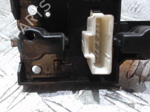 Used Lamp holder Lamp holder 37356696 37356696