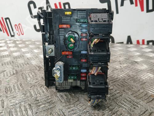 Used Fuse box Fuse box 37371227 37371227