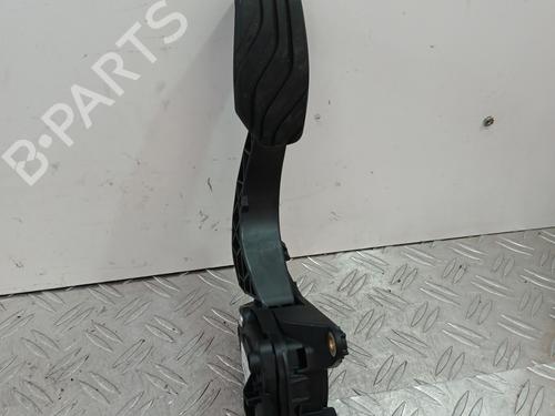 pedal-renault-clio-v-b7_-2019-37746200 main image
