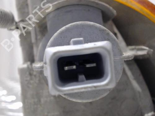 right-front-indicator-peugeot-2008-i-cu_-2013-37358126 main image