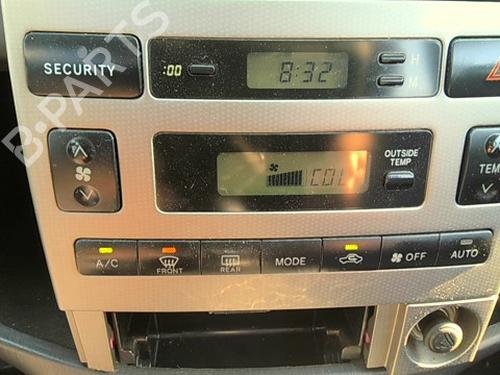 climate-control-toyota-corolla-verso-_e12_-2001-2002-2003-2004-2005-2006-2007-37375530 main image