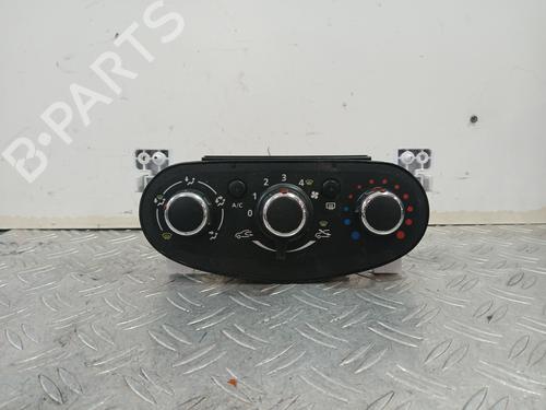 climate-control-dacia-duster-hs_-2010-2011-2012-2013-2014-2015-2016-2017-2018-37366473 main image