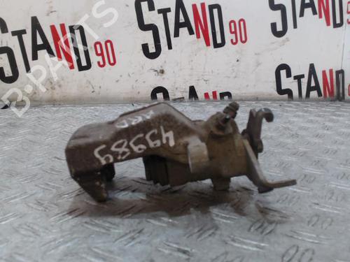 right-rear-brake-caliper-renault-megane-iii-hatchback-bz01_-b3_-2008-37361236 main image