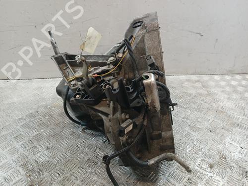gearbox-dacia-logan-mcv-ks_-2007-37365123 main image
