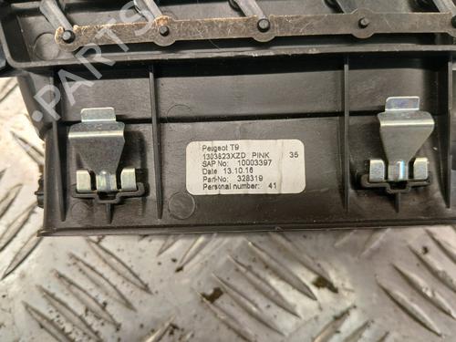 Used Air vent Air vent 37375261 37375261