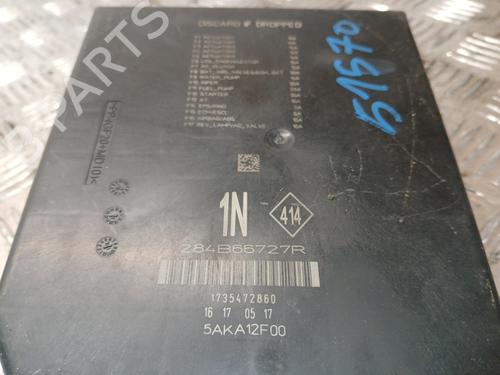 fuse-box-renault-megane-iv-hatchback-b9amn_-2015-37369336 main image