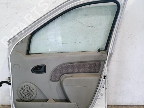 right-front-door-dacia-logan-ls_-2004-39982371 main image