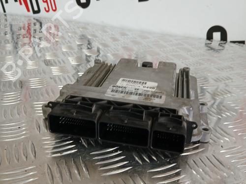 engine-control-unit-ecu-renault-kangoo-express-fw01_-2008-37361893 main image