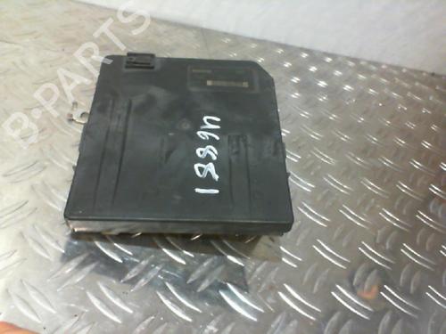 Used Fuse box Fuse box 37354910 37354910