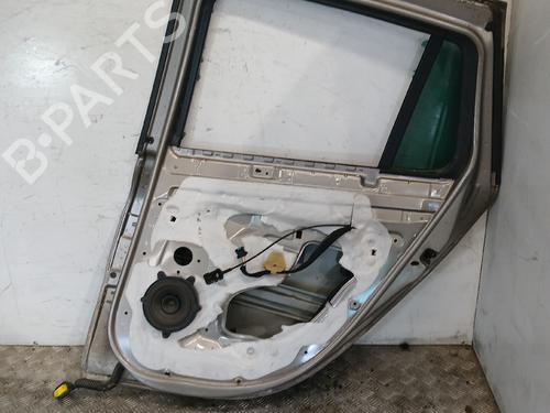 right-rear-door-renault-clio-iii-grandtour-kr01_-2007-37360742 main image