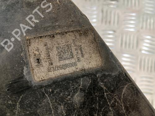 right-taillight-audi-q2-gab-gag-2016-37371468 main image
