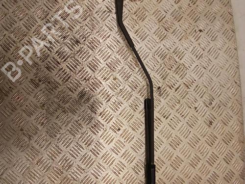 Used Front windshield wiper arm Front windshield wiper arm 39215262 39215262