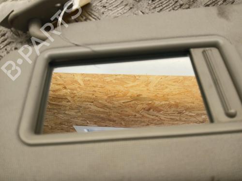 Used Right sun visor Right sun visor 39631220 39631220