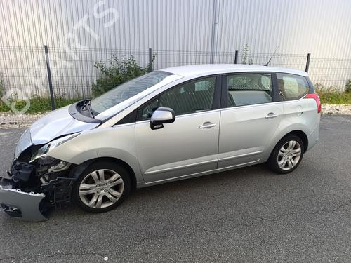 Brugte PEUGEOT 5008 (0U_, 0E_) 1.6 HDi 4809392