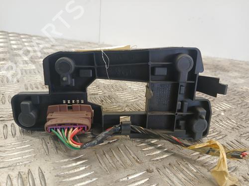 lamp-holder-citroen-saxo-s0-s1-1996-1997-1998-1999-2000-2001-2002-2003-2004-37372002 main image