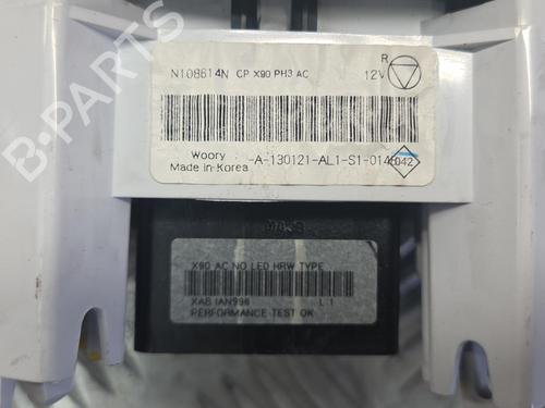 climate-control-dacia-duster-hs_-2010-2011-2012-2013-2014-2015-2016-2017-2018-37374477 main image