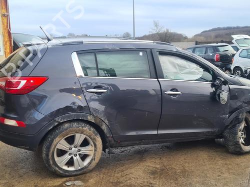 Engine control unit (ECU) KIA SPORTAGE III (SL) 1.7 CRDi | BP37368064M57 - Image 9