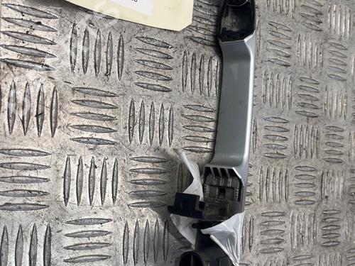 front-right-exterior-door-handle-renault-kangoo-be-bop-kw01_-2009-39485574 main image