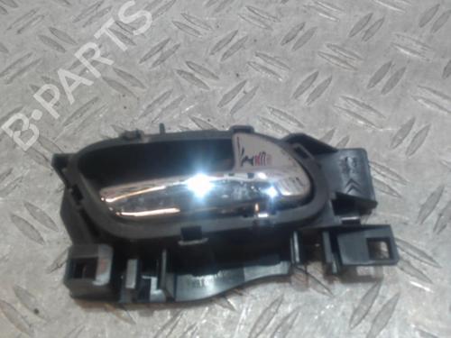 Used Front right interior door handle Front right interior door handle 37355713 37355713