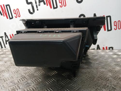 glove-box-ds-ds-3-ds-3-crossback-ur_-uc_-uj_-2018-37371796 main image
