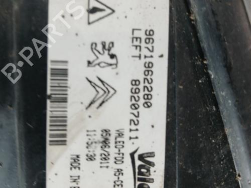 Used Left daytime light Left daytime light 37362304 37362304